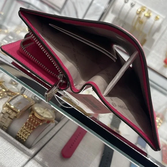 Michael Kors Medium Saffiano Leather Bifold WalletNWT Dragonfruit
